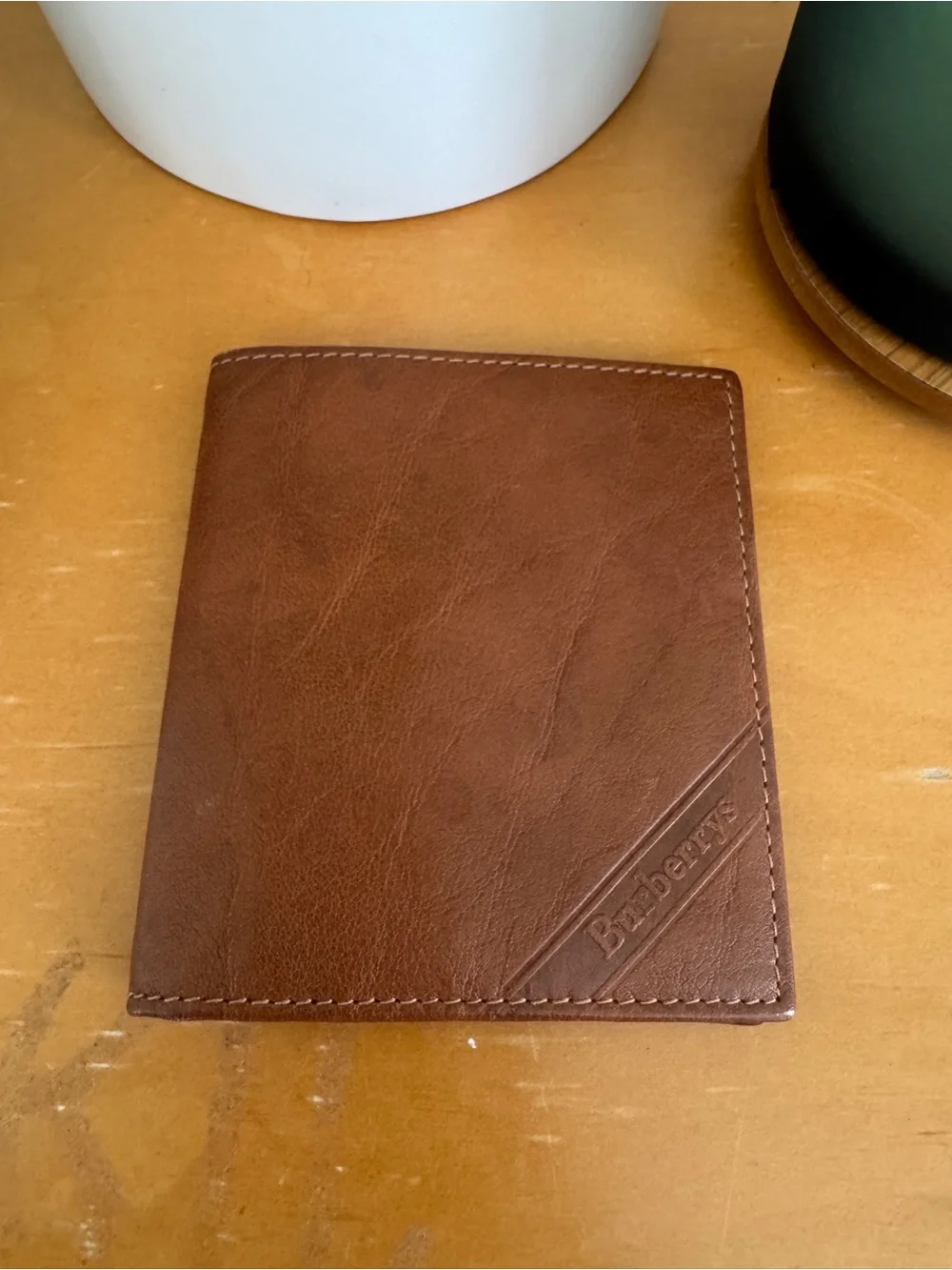 Burberry men’s leather bifold